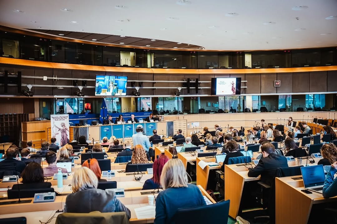 586687365_18305823862264525_4047765563575037852_n